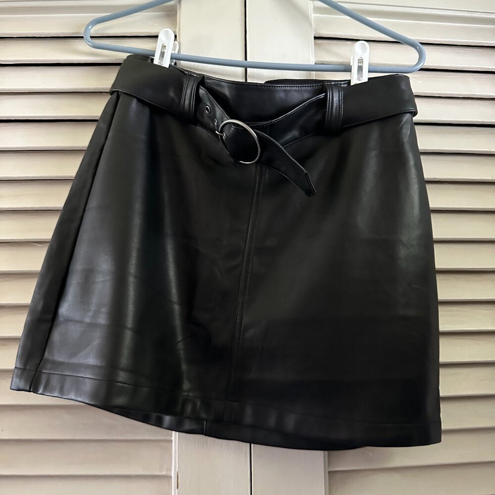 Hollister ultra high-rise faux leather mini skirt with belt